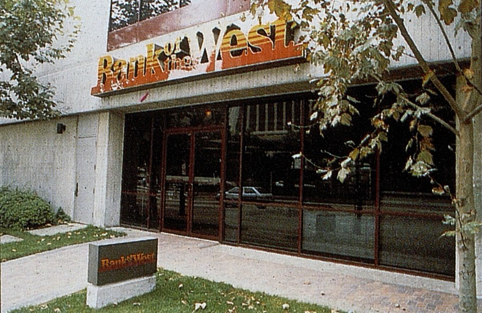 Bank of the West : agence de Los angeles, 1988